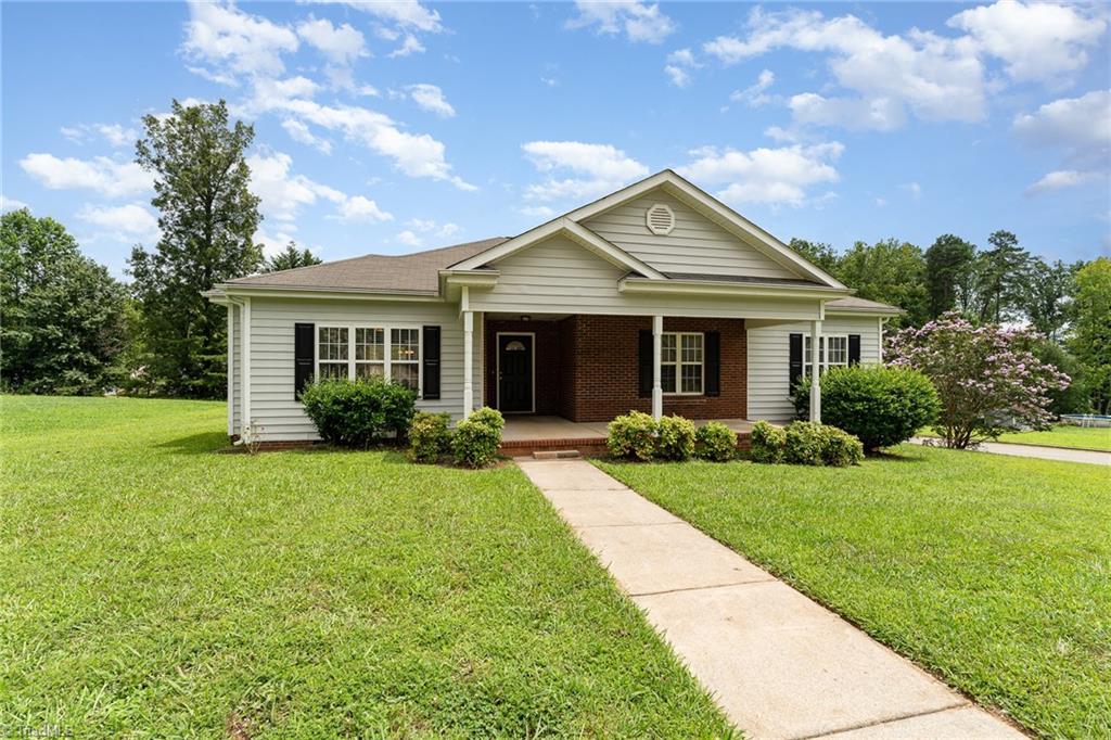 main property photo 0