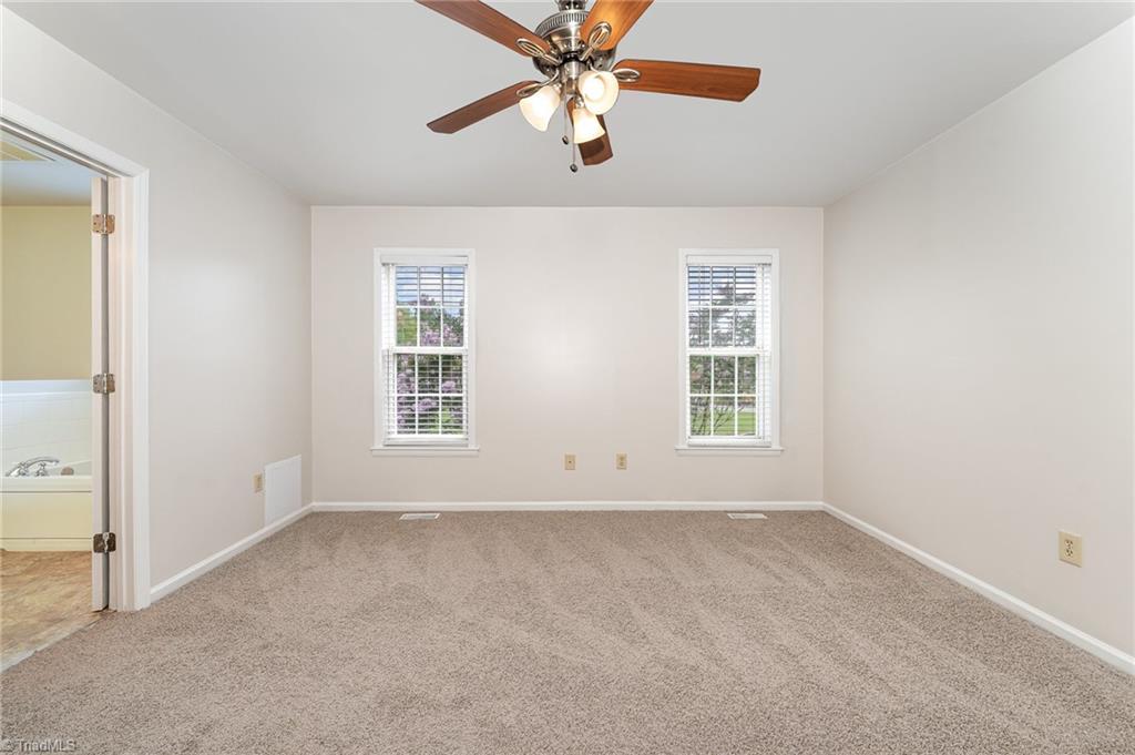 property viewer photo 11