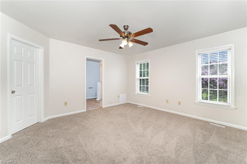 property viewer photo 16