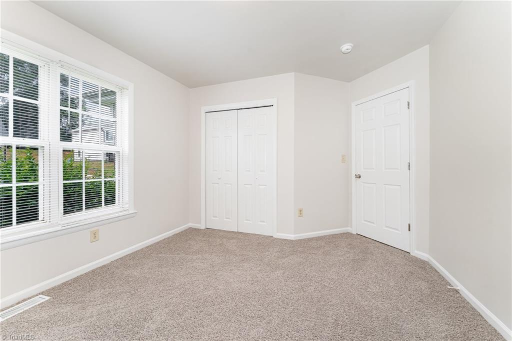 property viewer photo 17