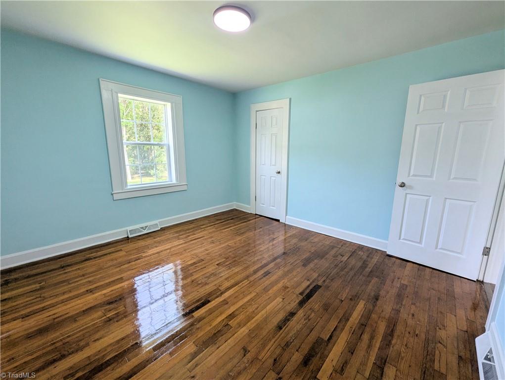 property viewer photo 15
