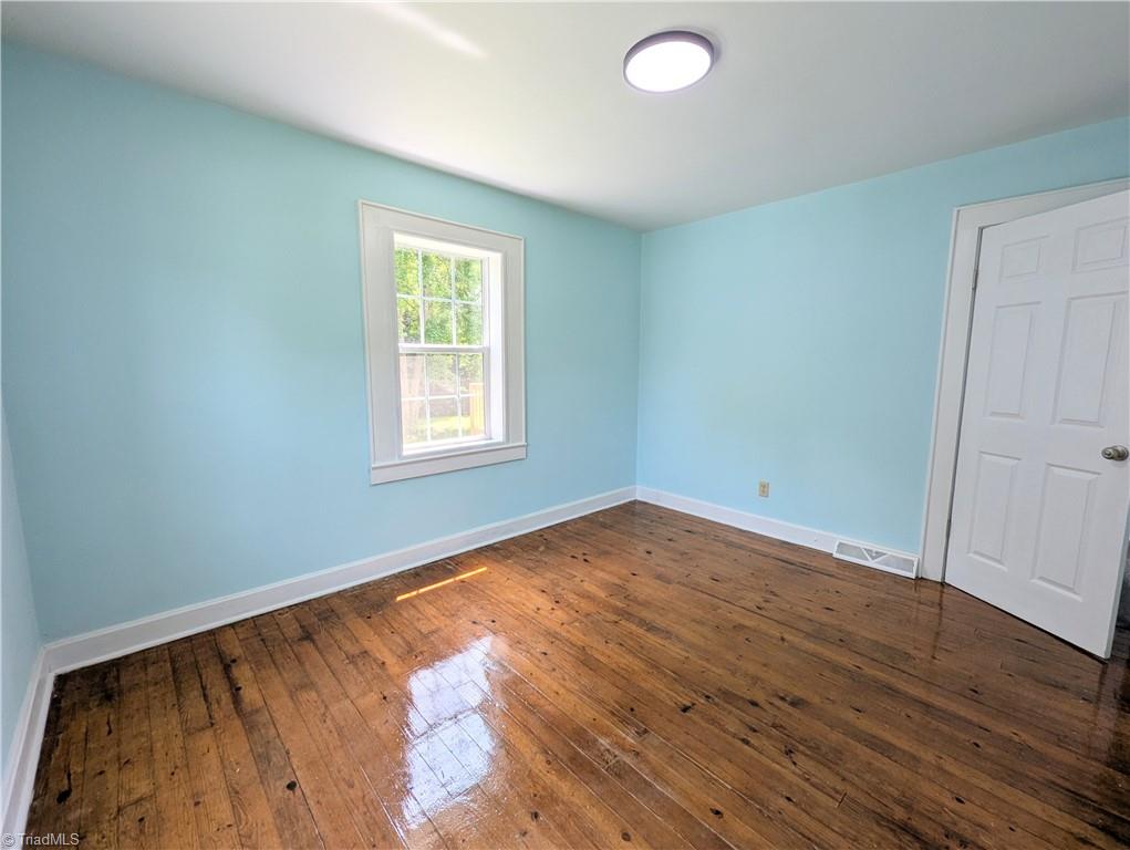 property viewer photo 19