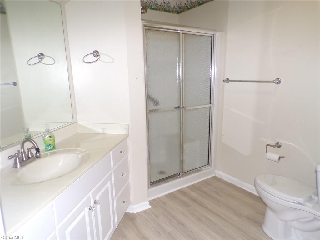 property viewer photo 15