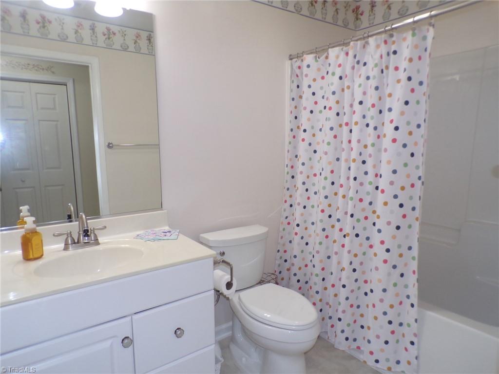 property viewer photo 18