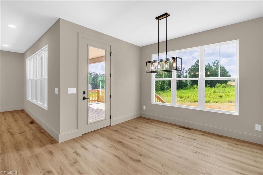 property viewer photo 13