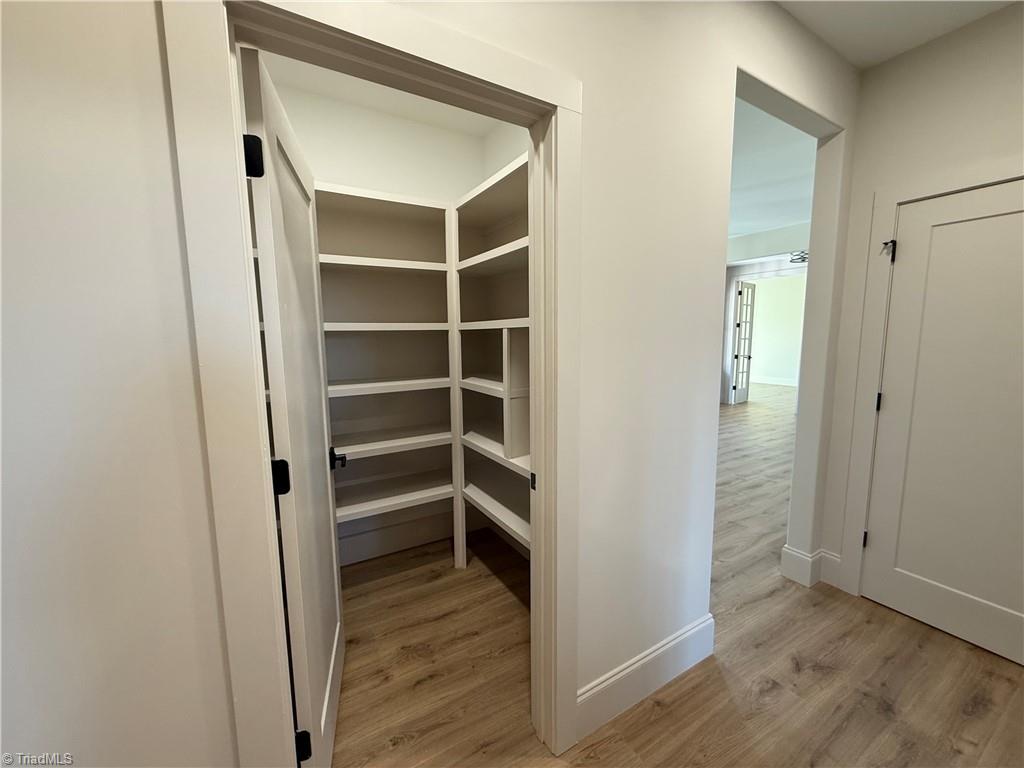 property viewer photo 14
