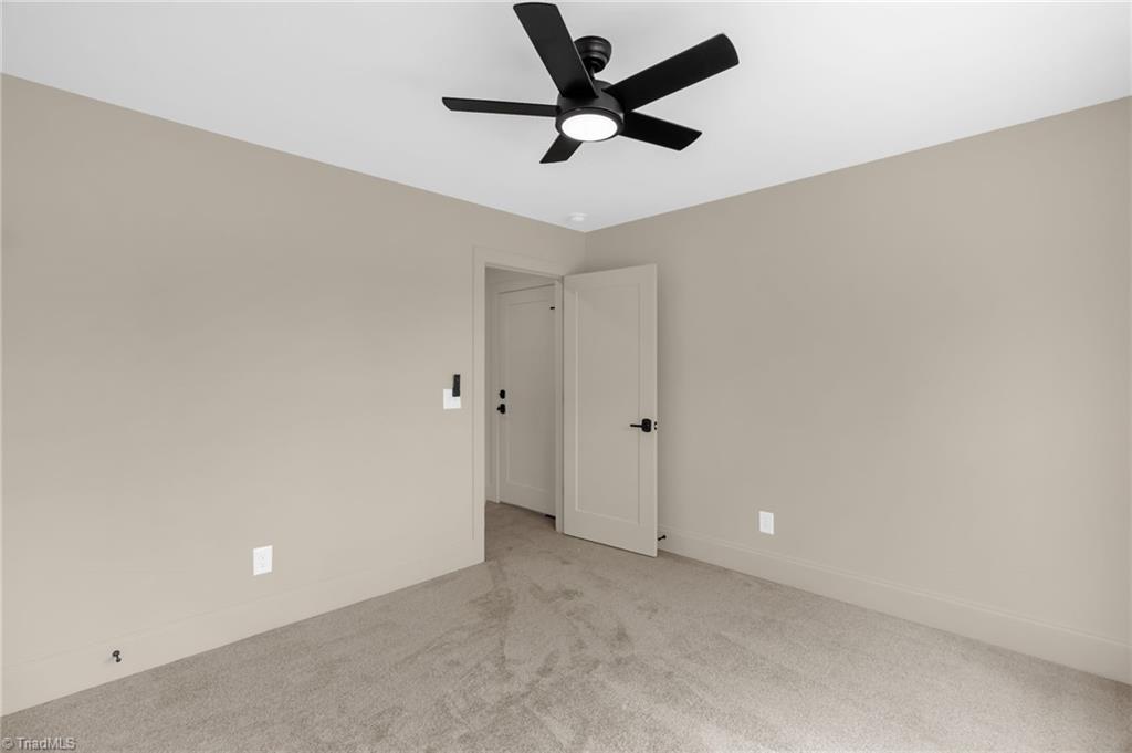 property viewer photo 34