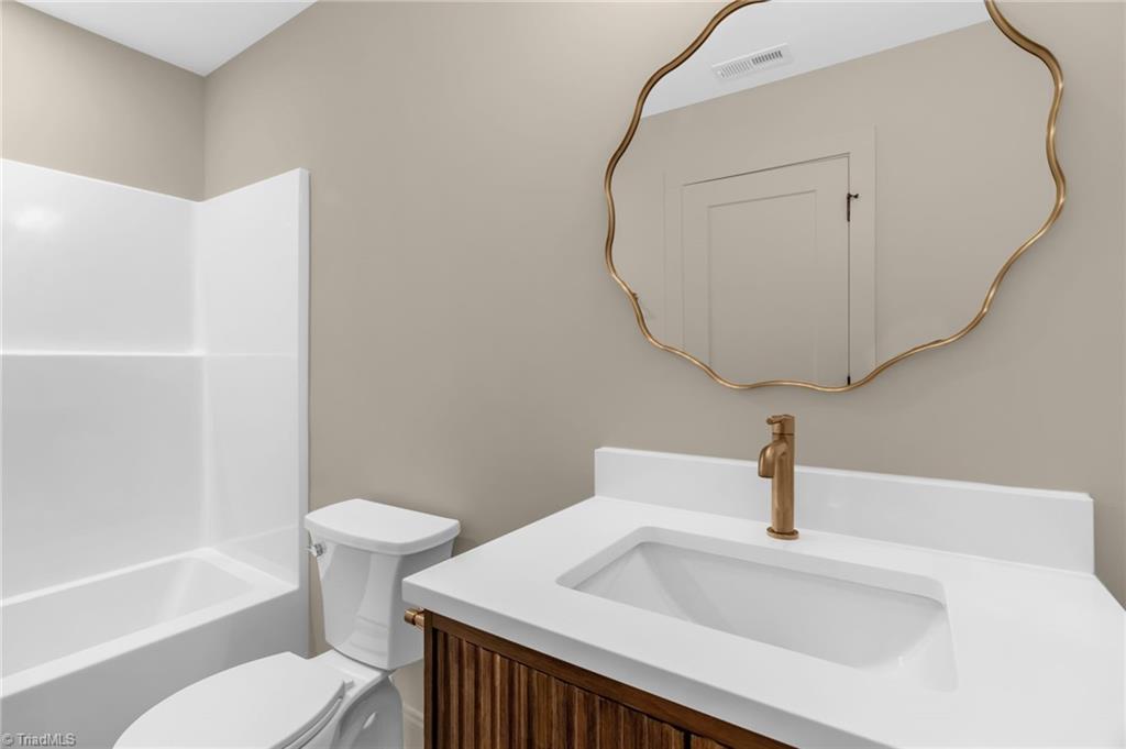 property viewer photo 35