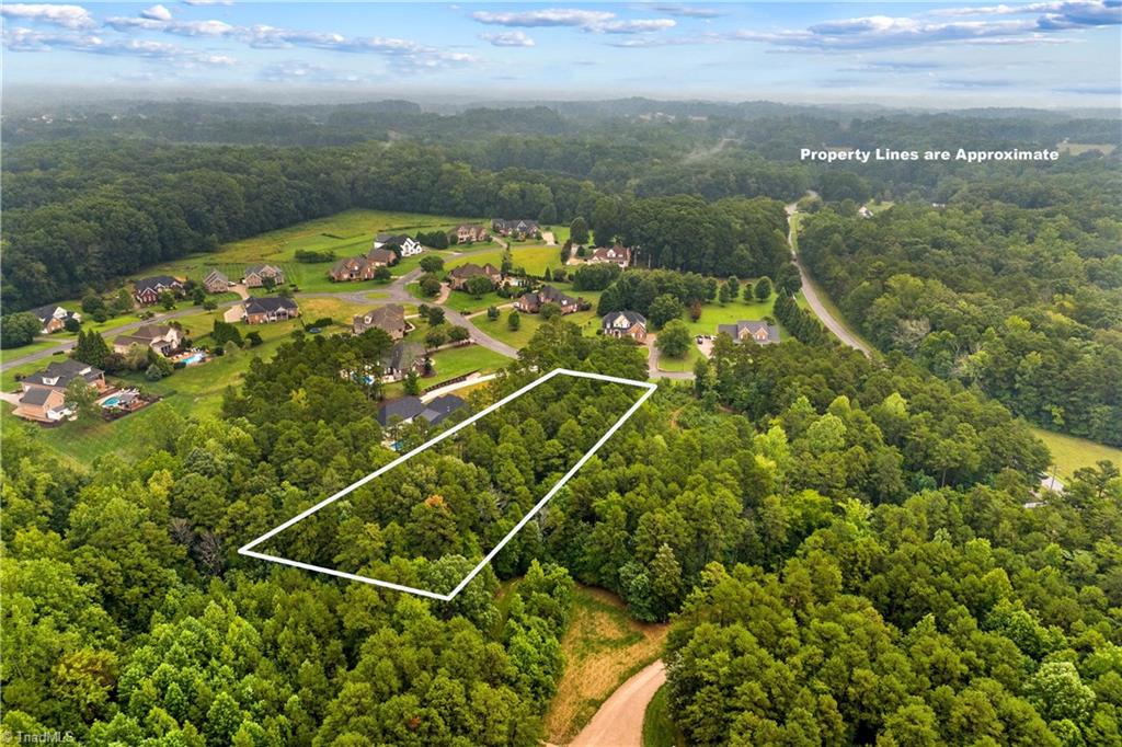 main property photo 10