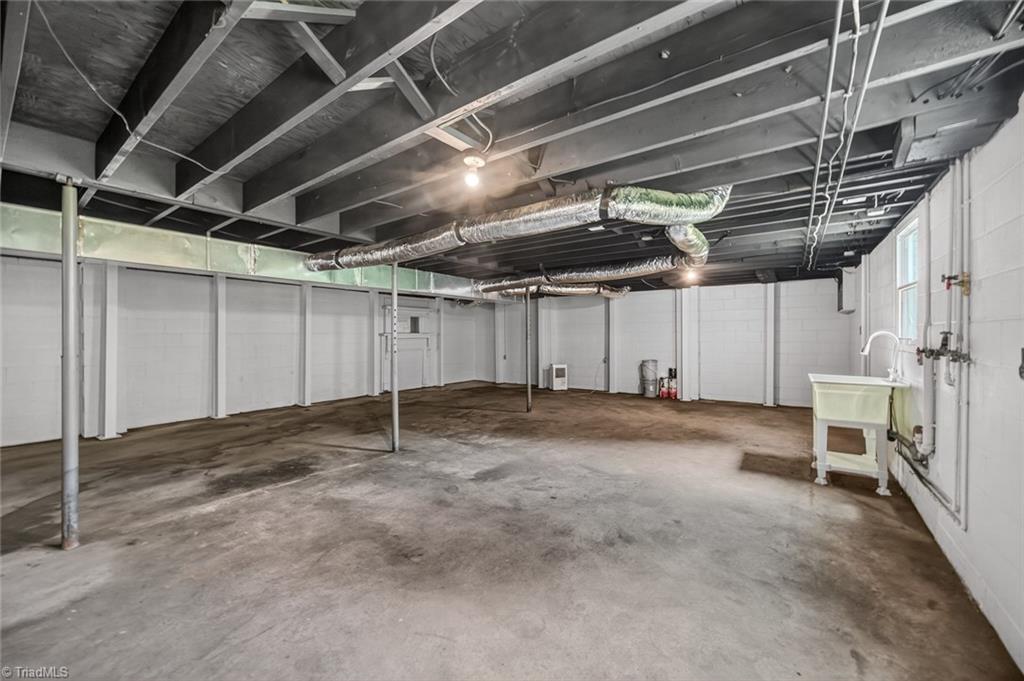 property viewer photo 19