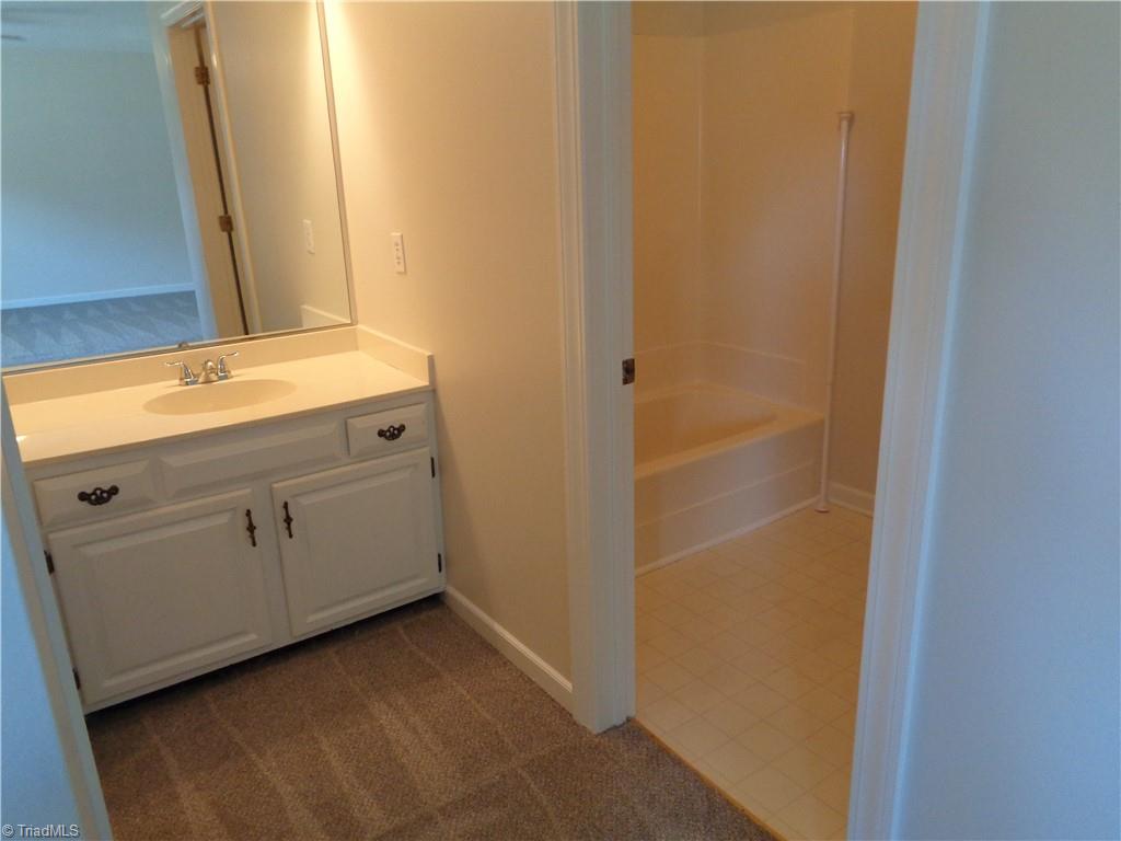 property viewer photo 13