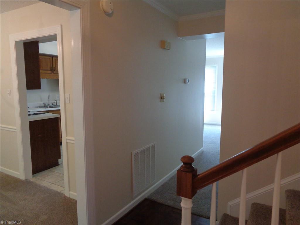 property viewer photo 2