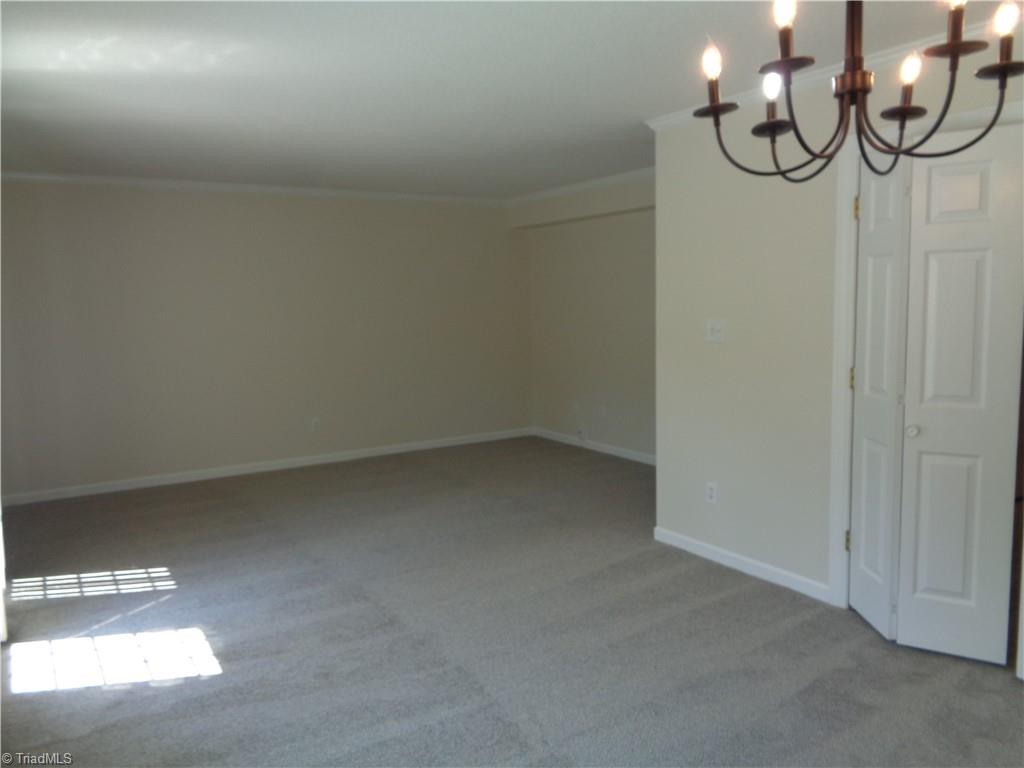 property viewer photo 7