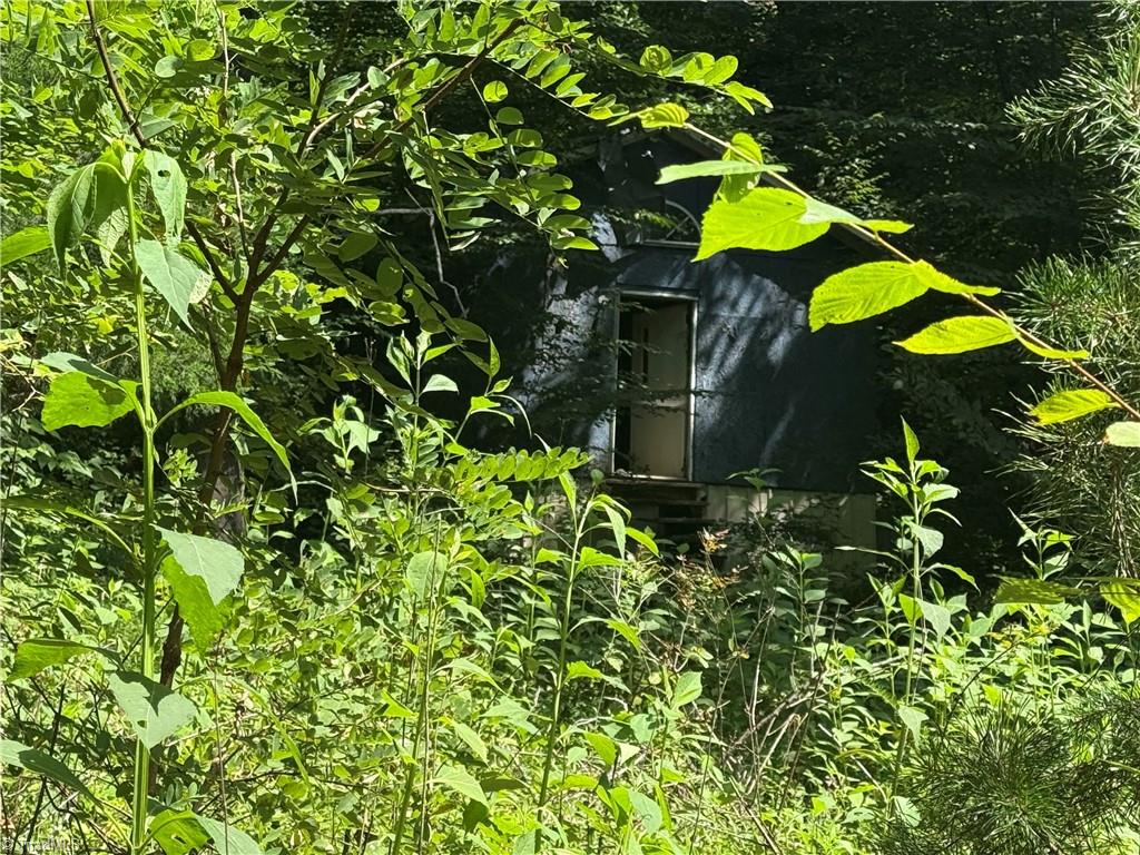 property viewer photo 3