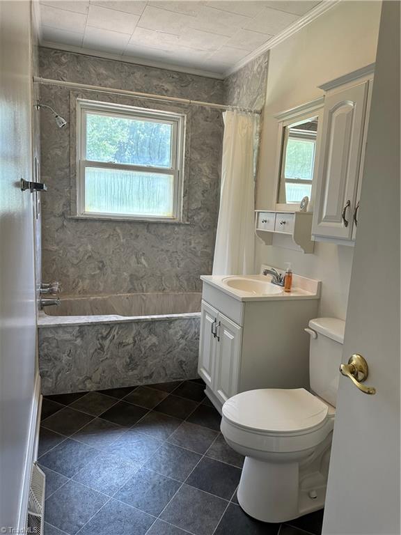 property viewer photo 15