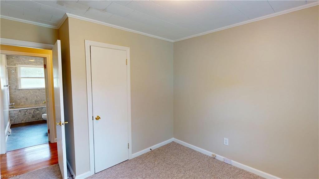 property viewer photo 19
