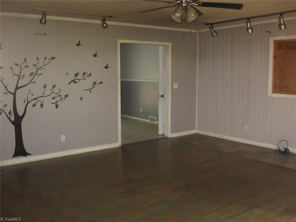 property viewer photo 1