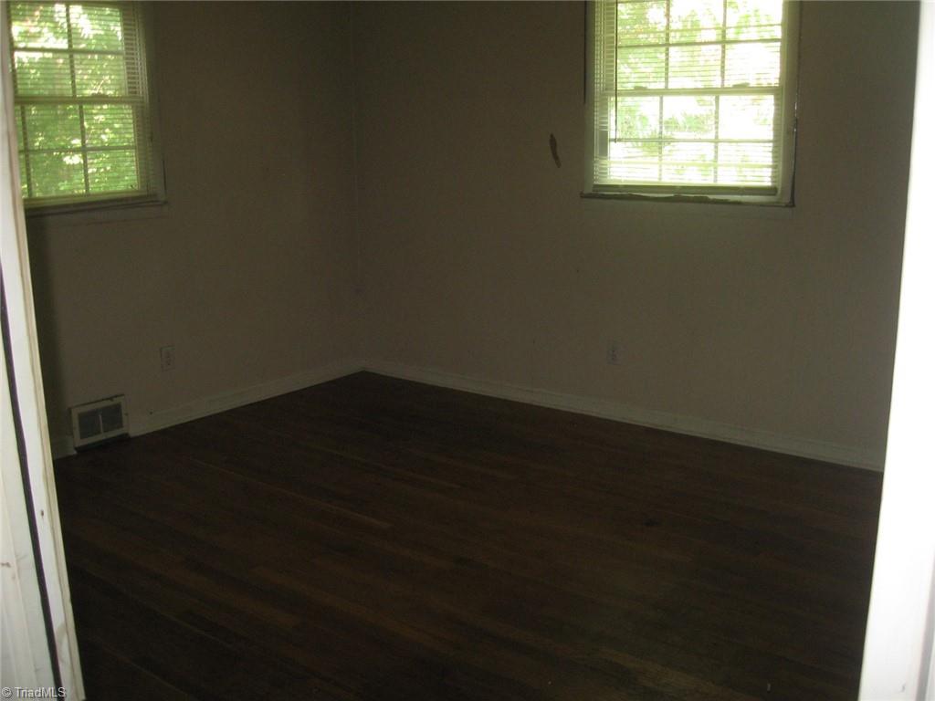 property viewer photo 10
