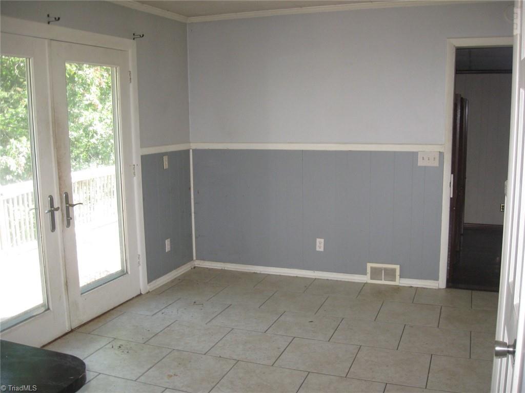 property viewer photo 5
