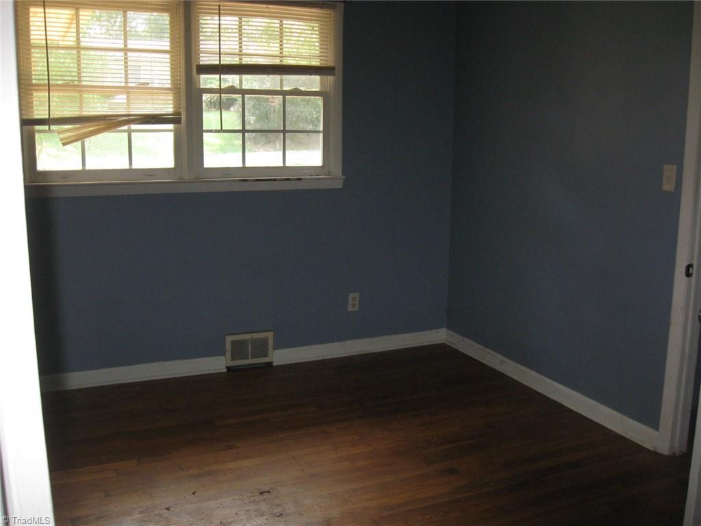 property viewer photo 8