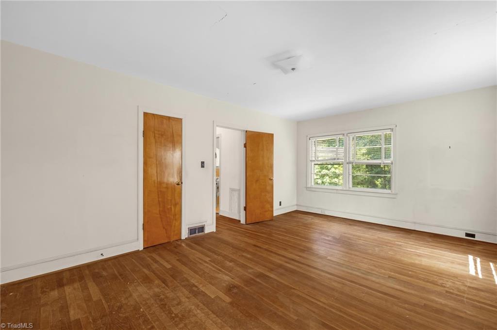 property viewer photo 21