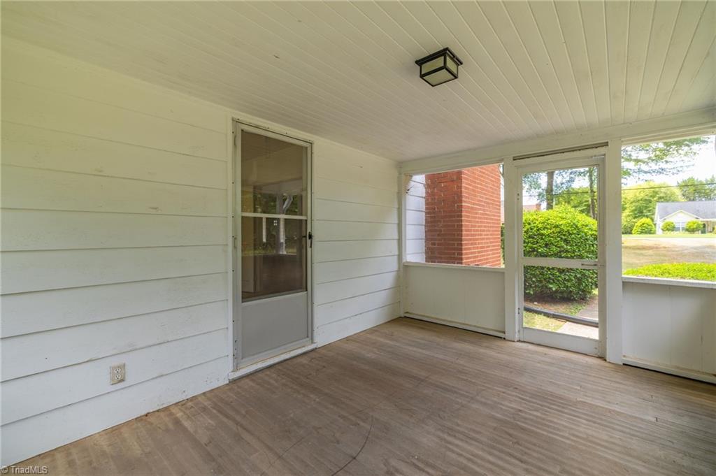 property viewer photo 30