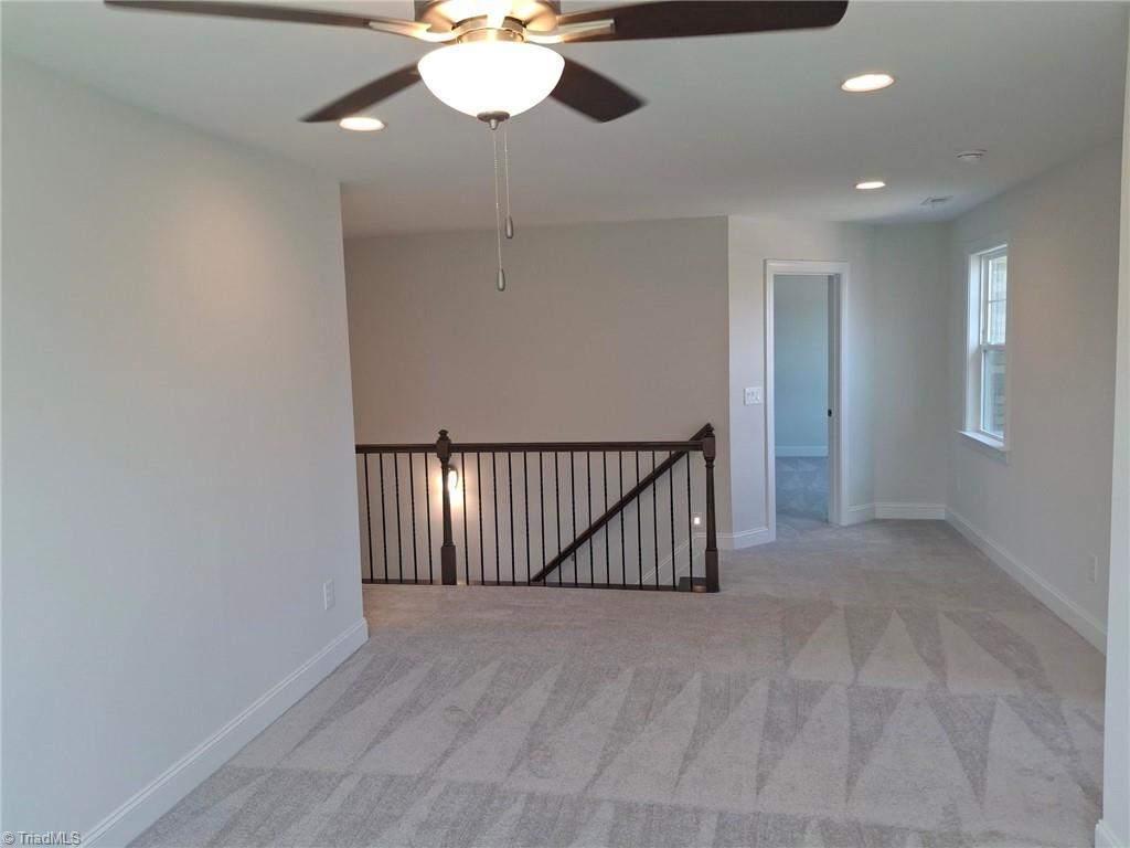 property viewer photo 6
