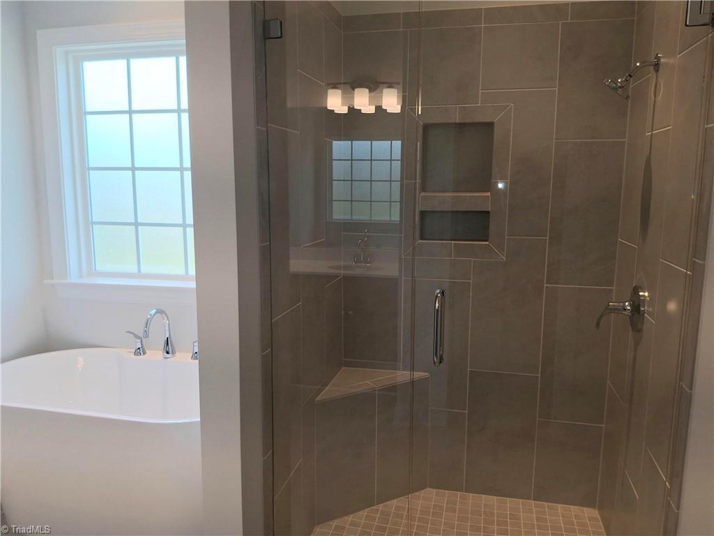 property viewer photo 8