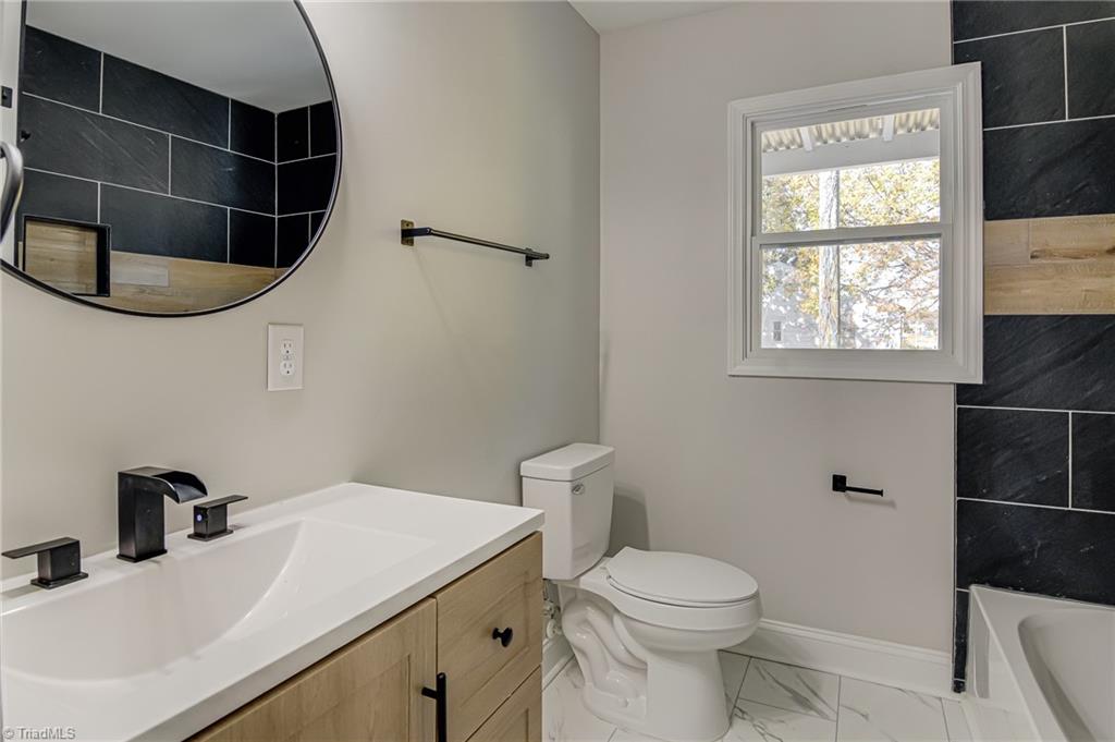 property viewer photo 19
