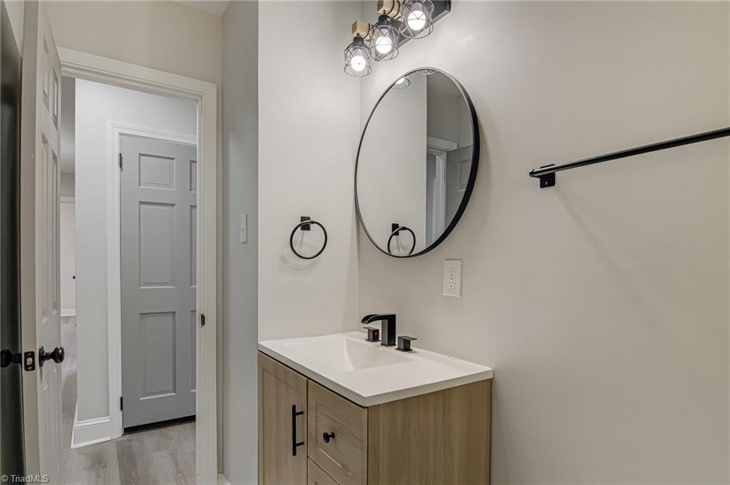property viewer photo 21