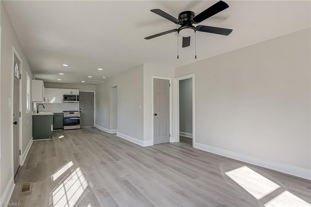 property viewer photo 5