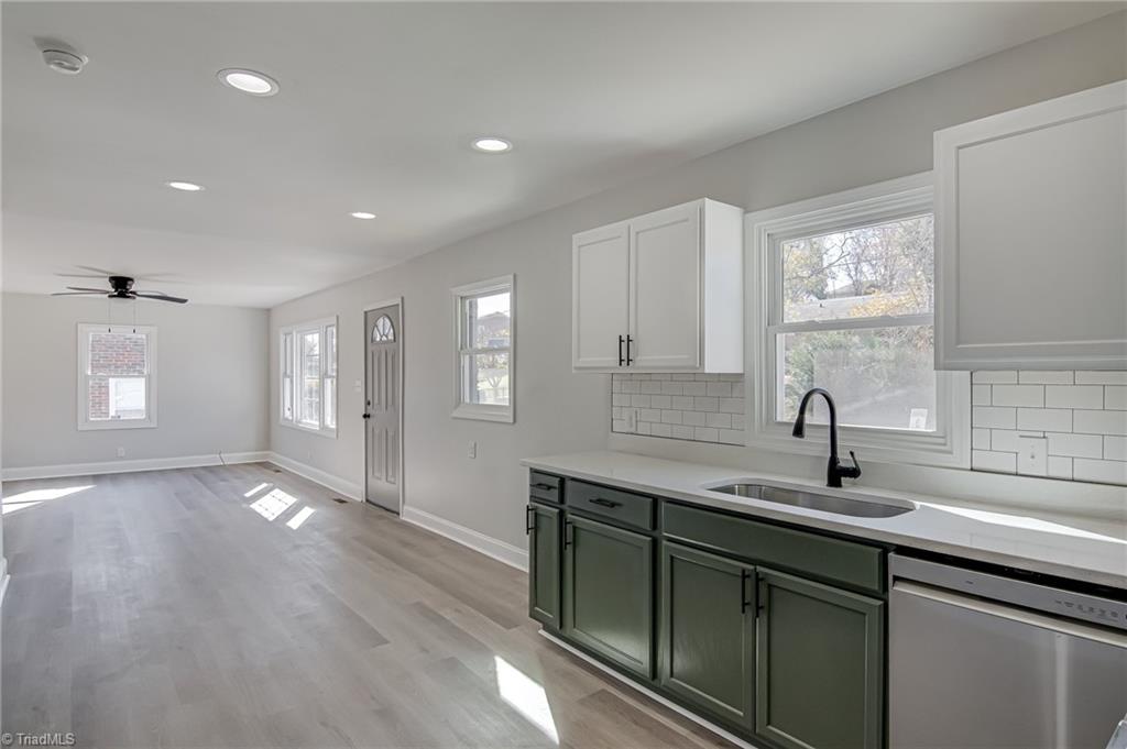 property viewer photo 9