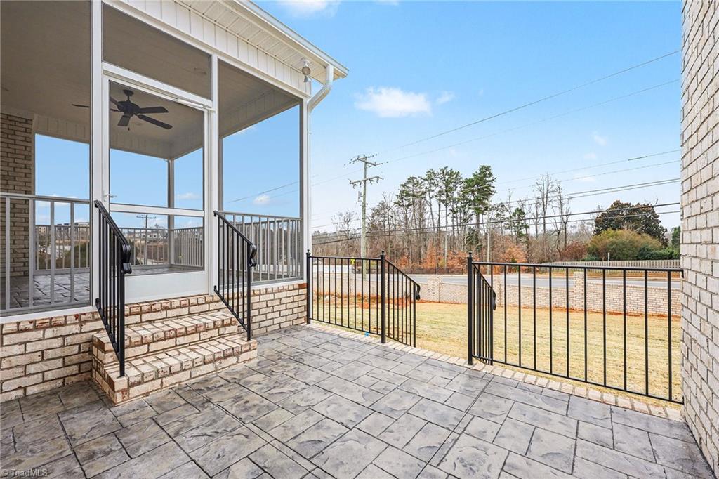 main property photo 24