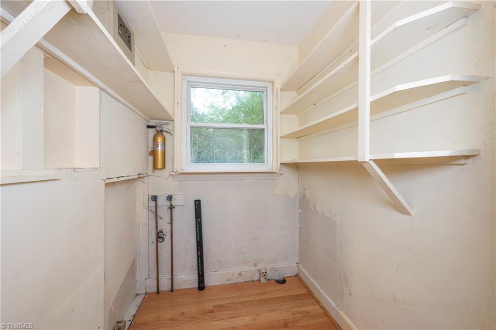 property viewer photo 10
