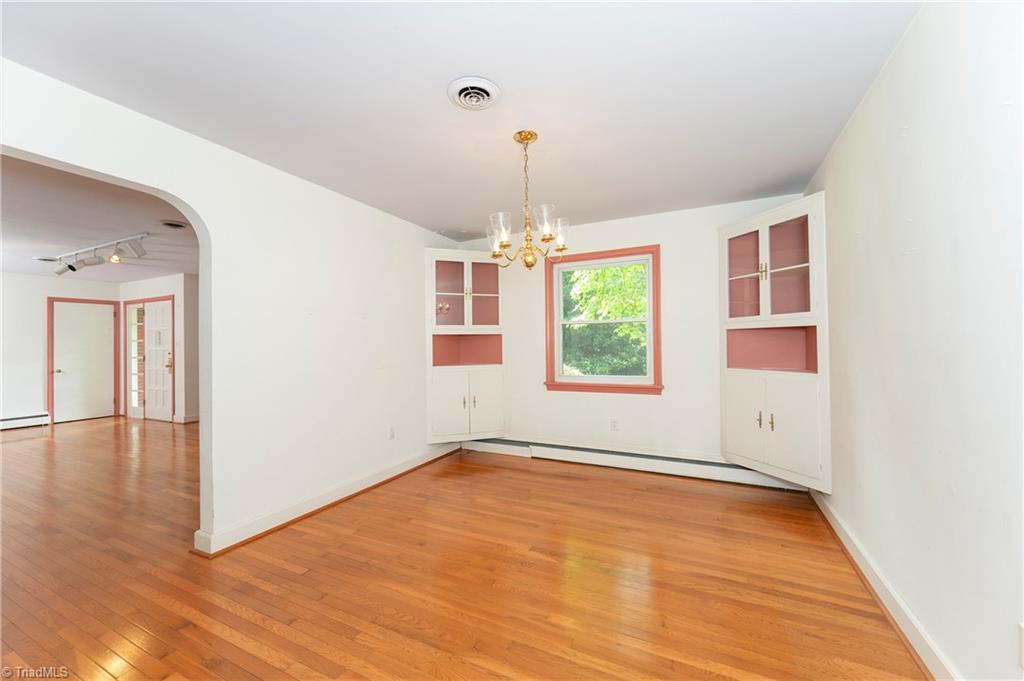property viewer photo 12