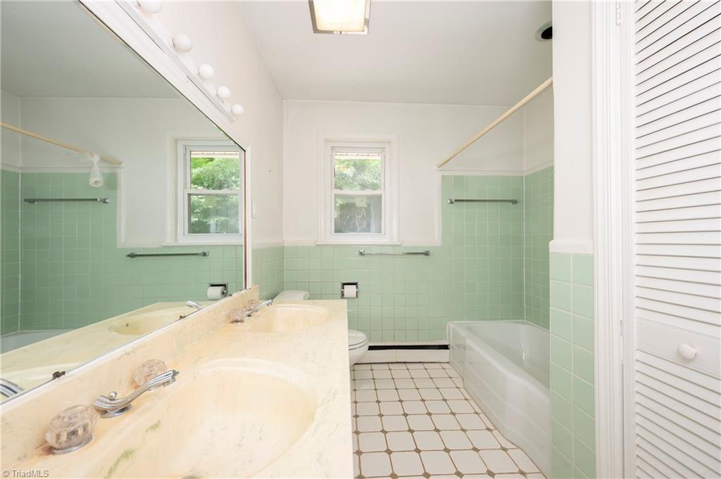property viewer photo 14