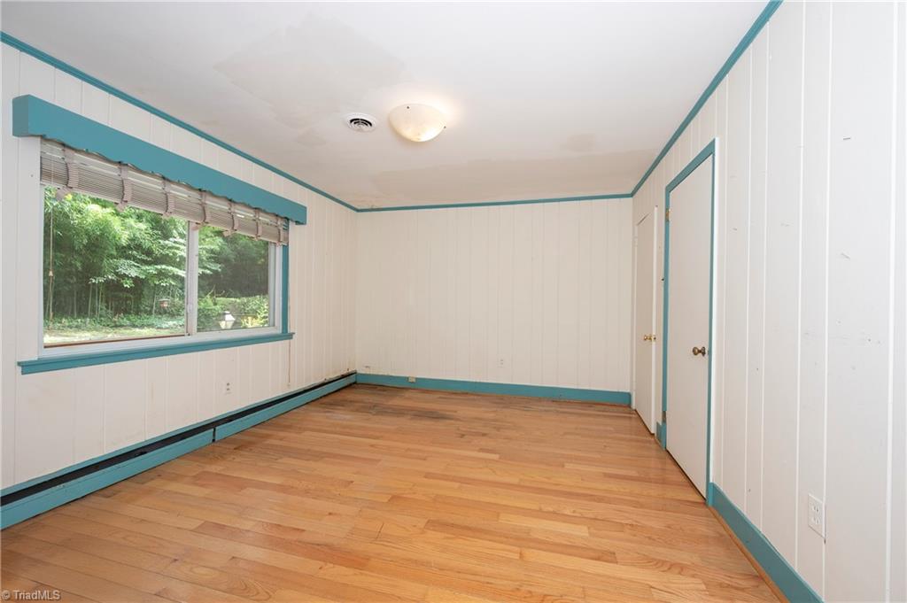 property viewer photo 15