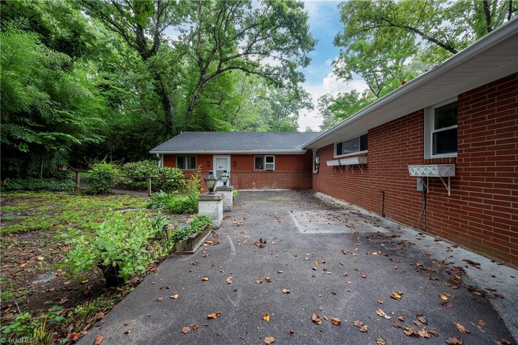 property viewer photo 35