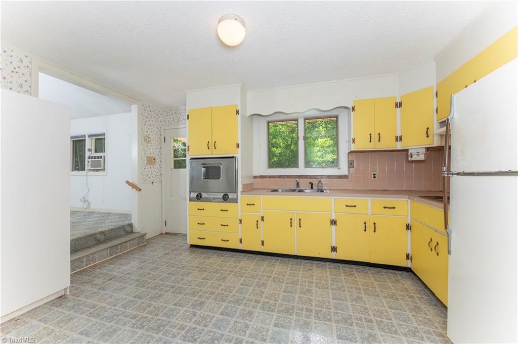 property viewer photo 38
