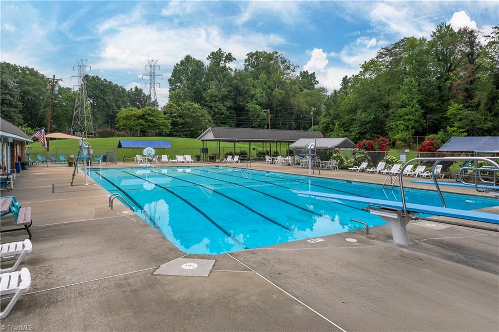 property viewer photo 44