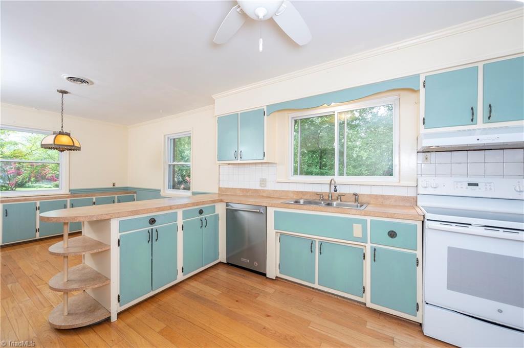 property viewer photo 7