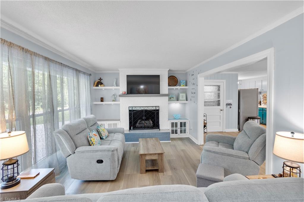 property viewer photo 10
