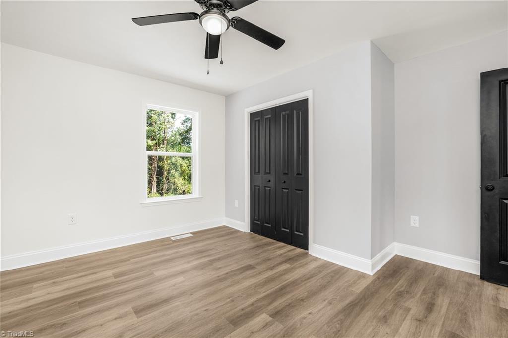 property viewer photo 14