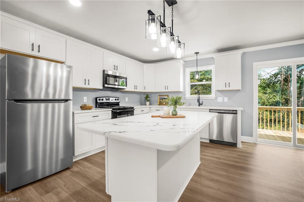 property viewer photo 4