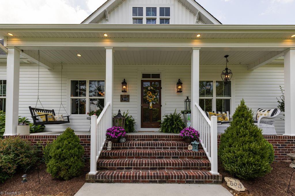 property viewer photo 4