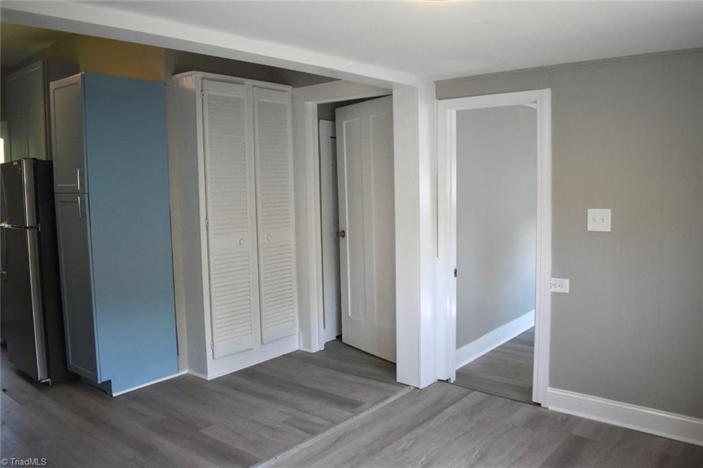 property viewer photo 15