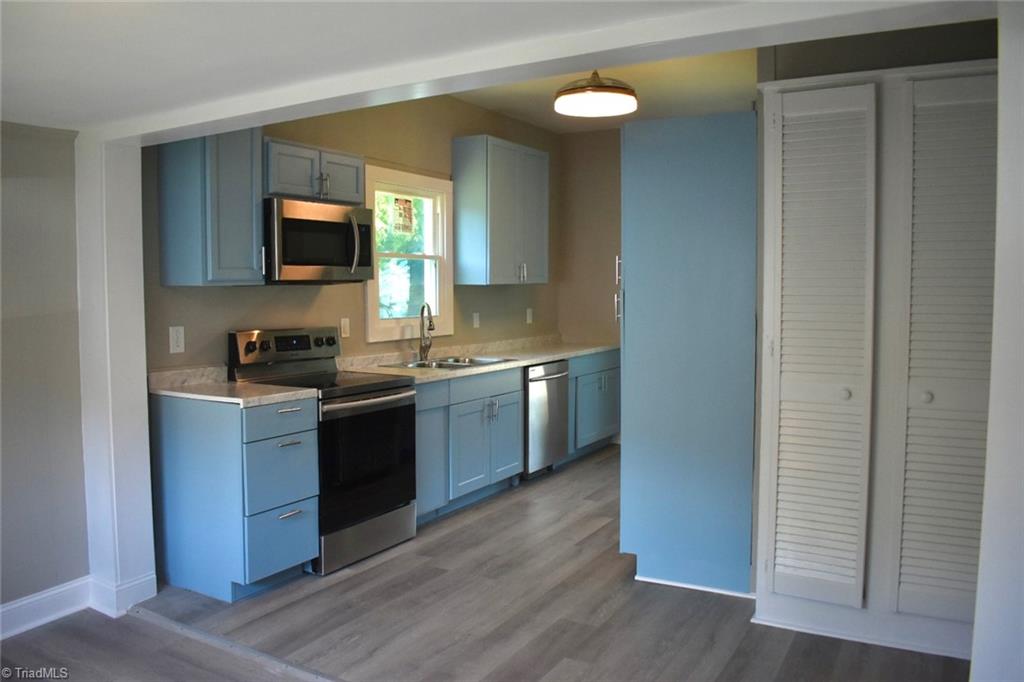 property viewer photo 16