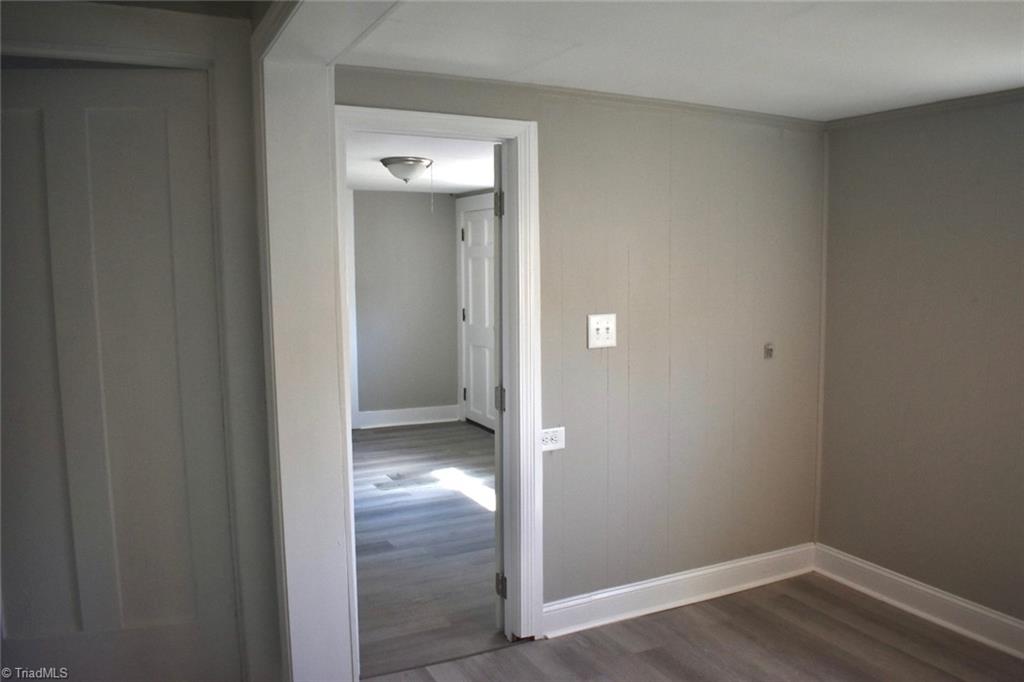 property viewer photo 18