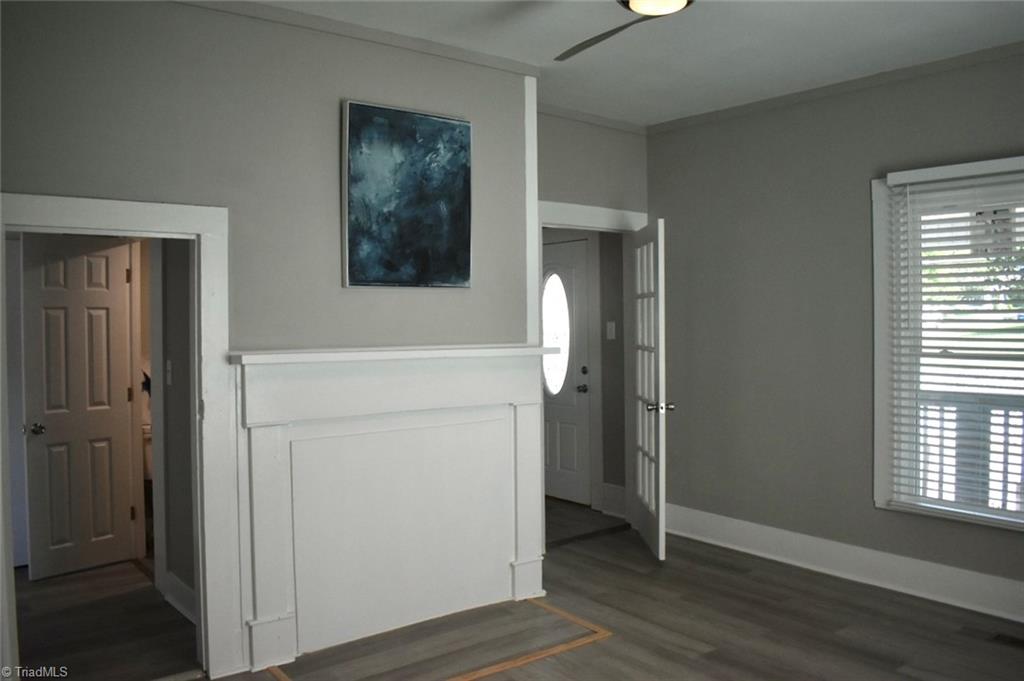 property viewer photo 7
