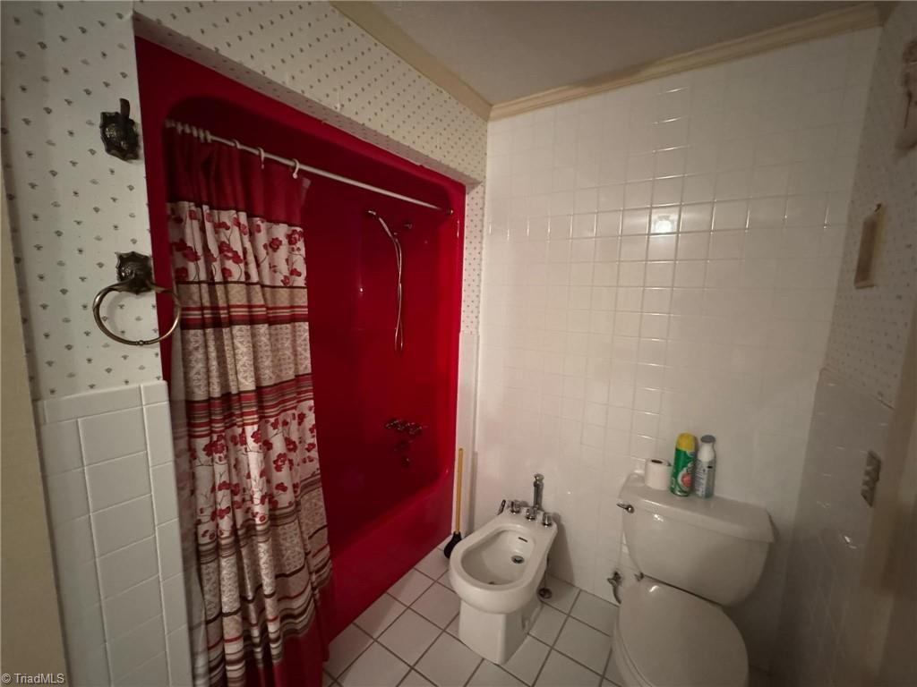 property viewer photo 16
